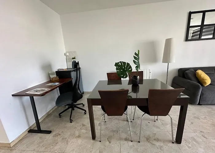 Appartement 52 - Two Bedroom With Shared Pool