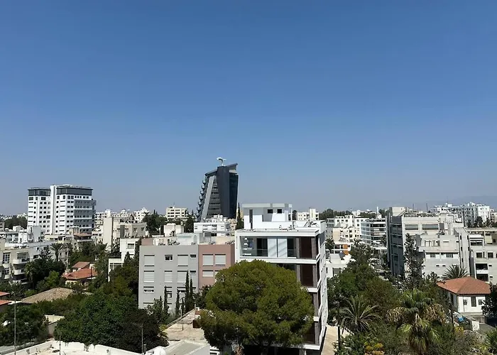 52 - Two Bedroom With Shared Pool Lägenhet Nicosia